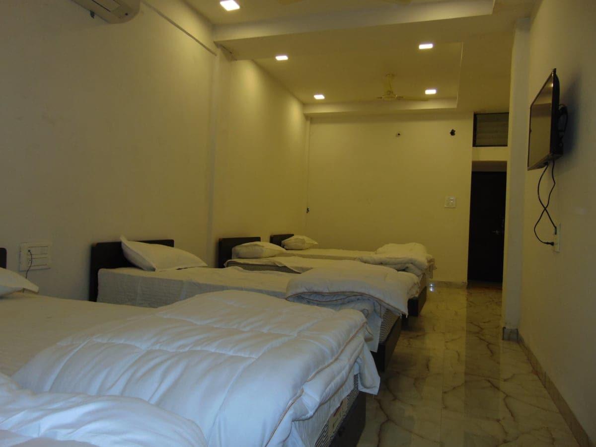 Hotel Kalajanki Ujjain Exterior foto